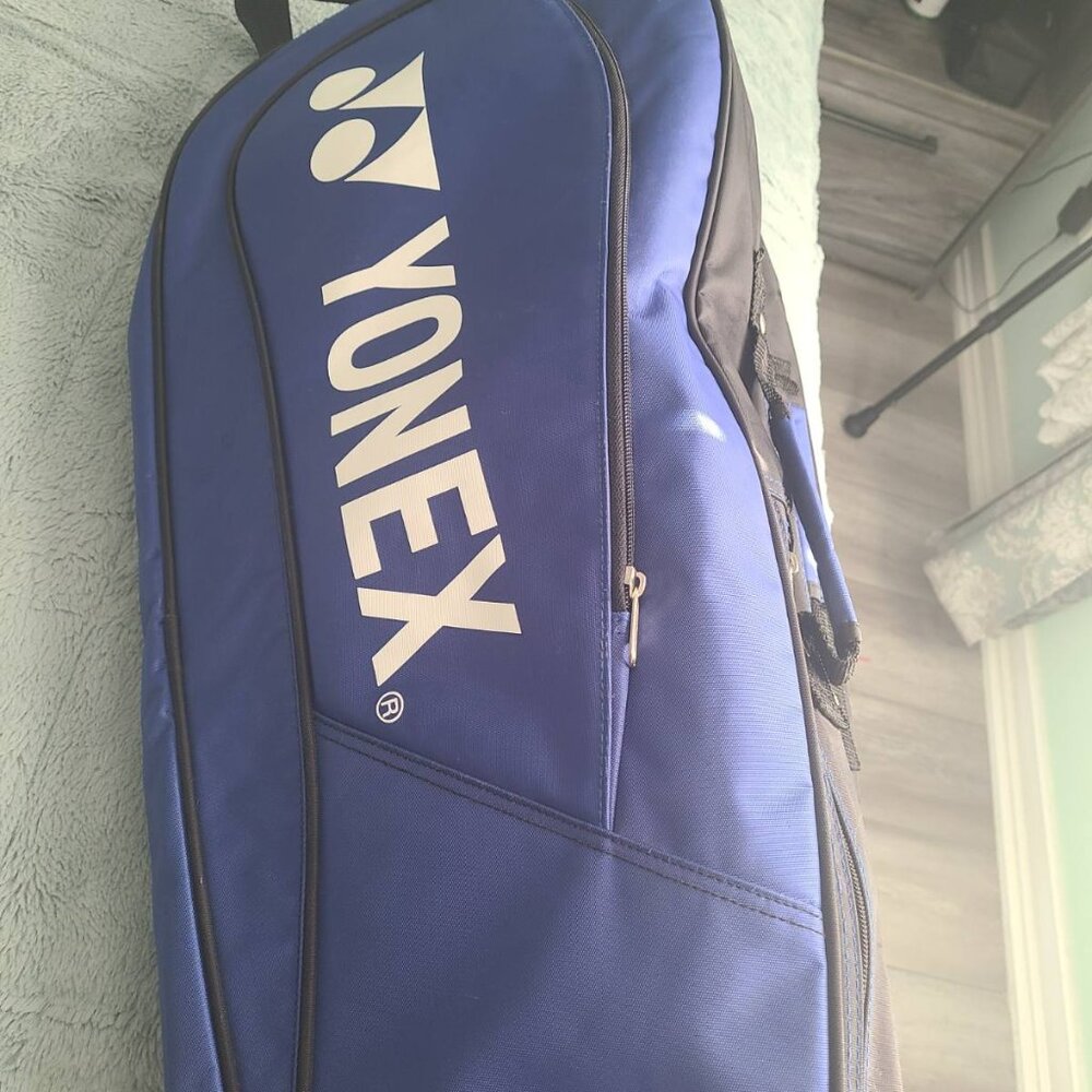 NWOT Blue Yonex Tennis Racket Bag 4 Zippers